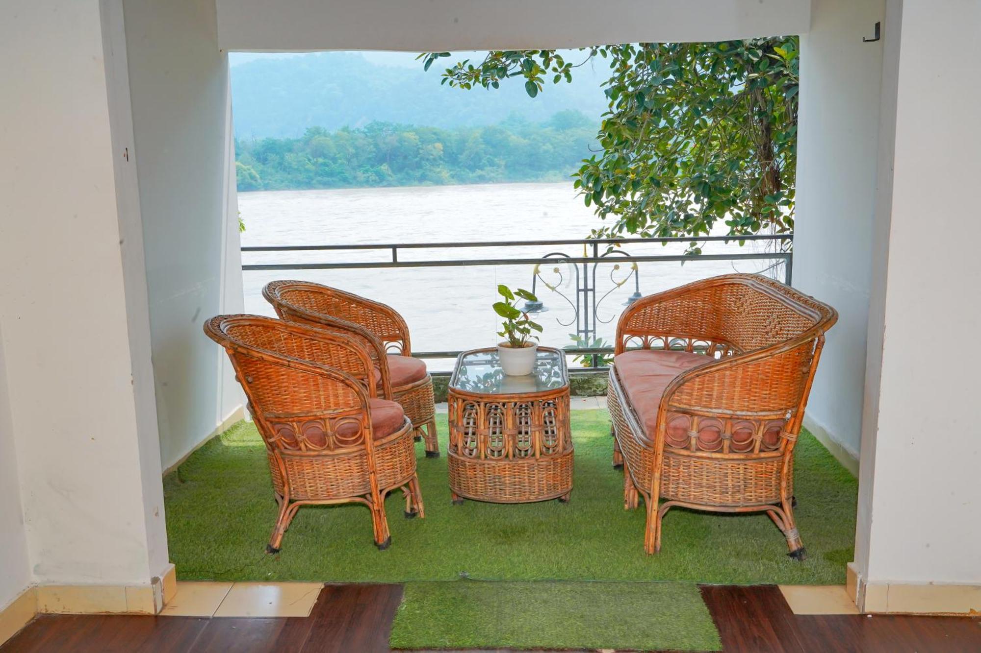 The Naga Rishikesh Hotell Exteriör bild