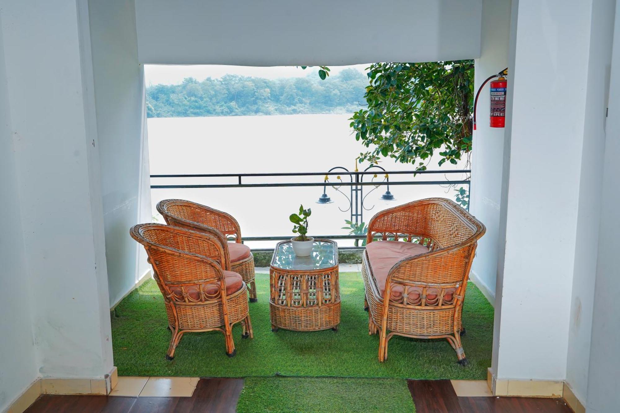 The Naga Rishikesh Hotell Exteriör bild