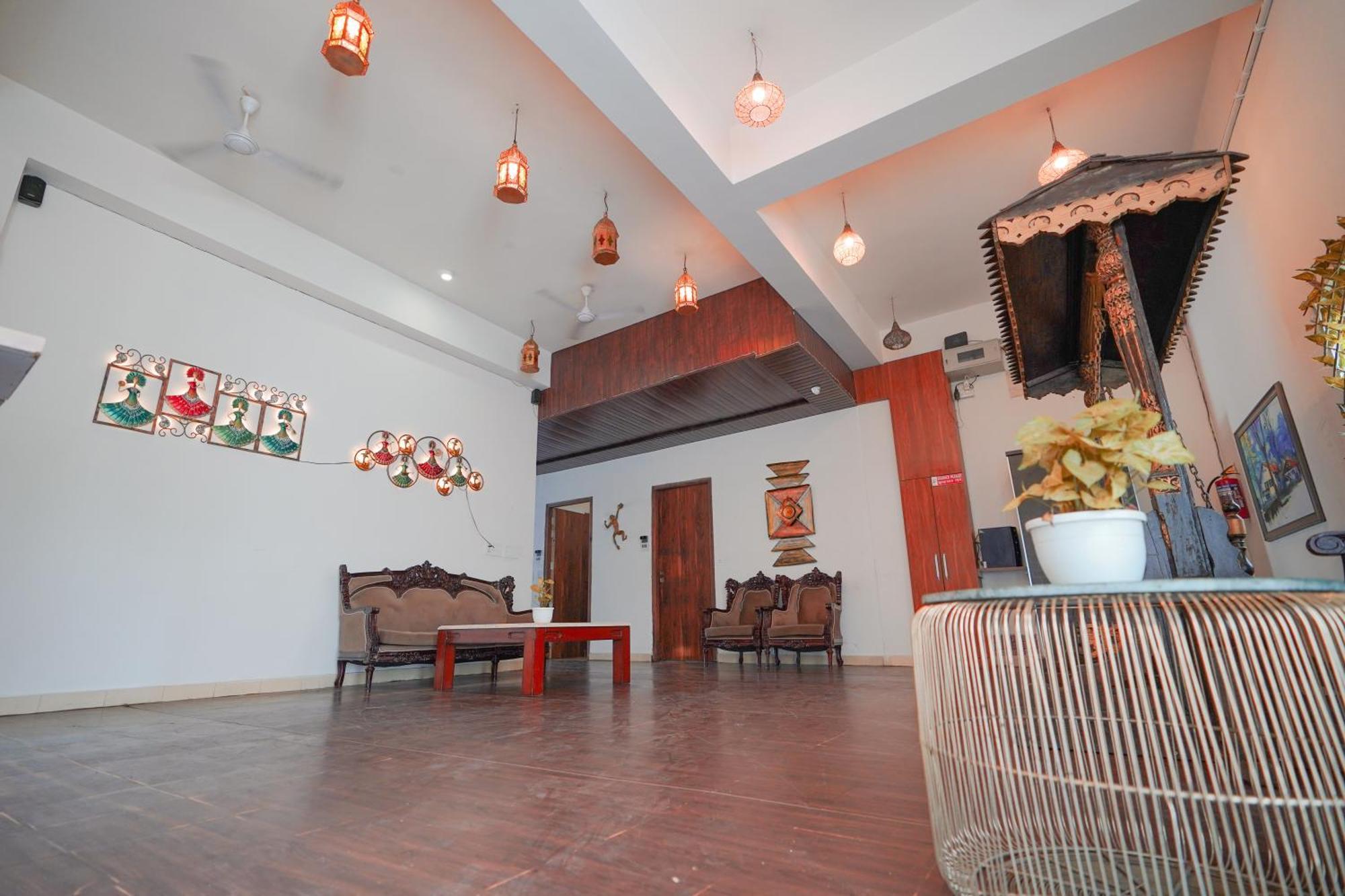The Naga Rishikesh Hotell Exteriör bild
