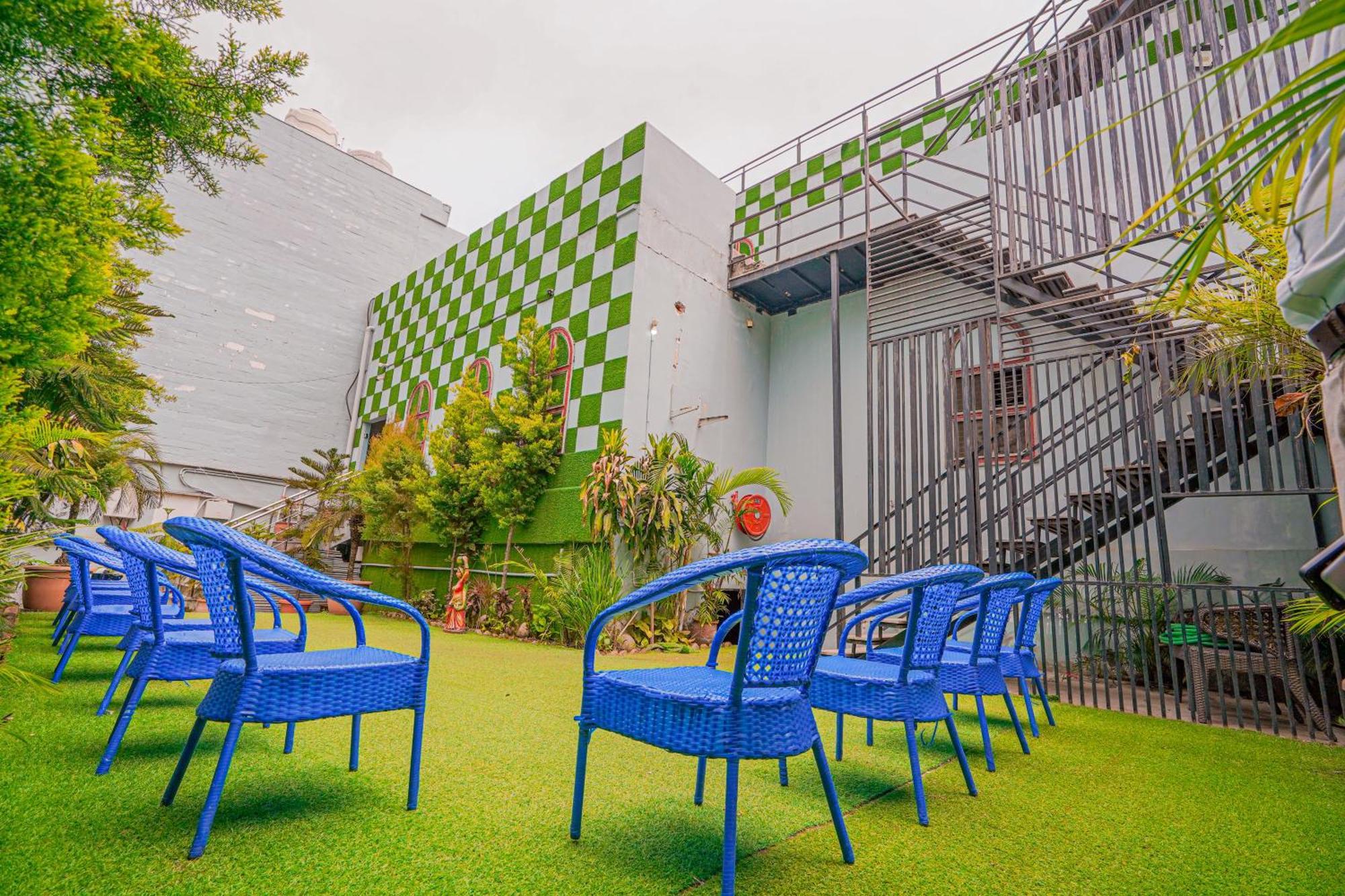 The Naga Rishikesh Hotell Exteriör bild